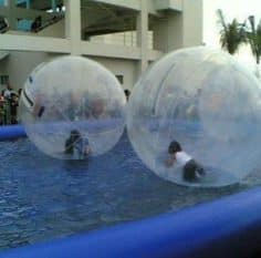 Bassin + 6 Water Ball