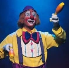 Spectacle De Clowns