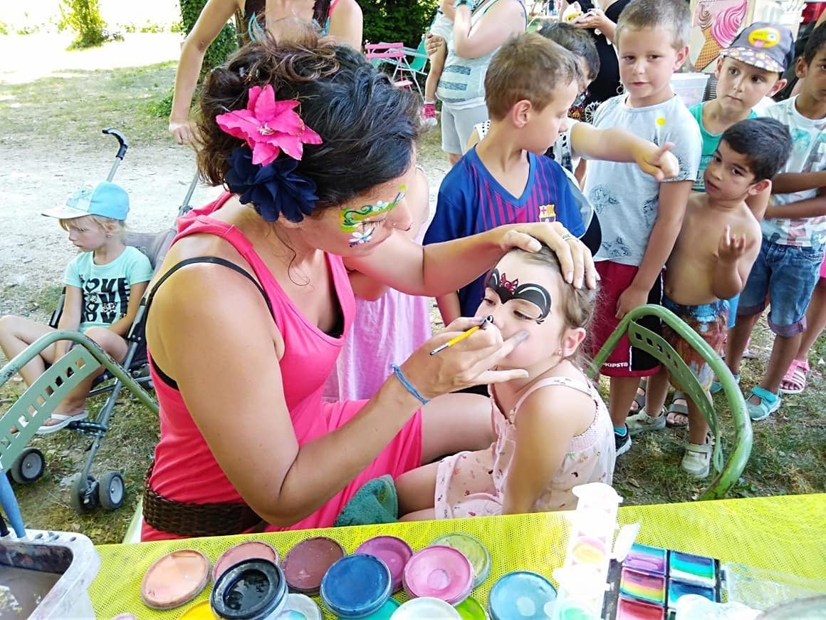 Jessica maquillage pour enfants 